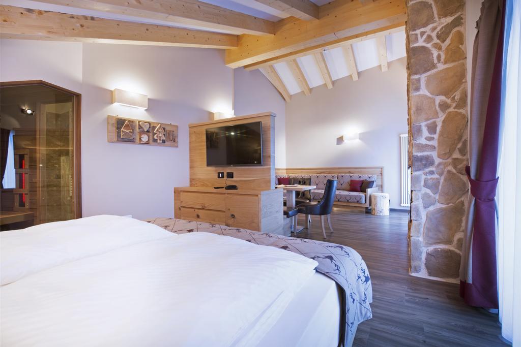 Chalet Marcora Campitello di Fassa Pokoj fotografie