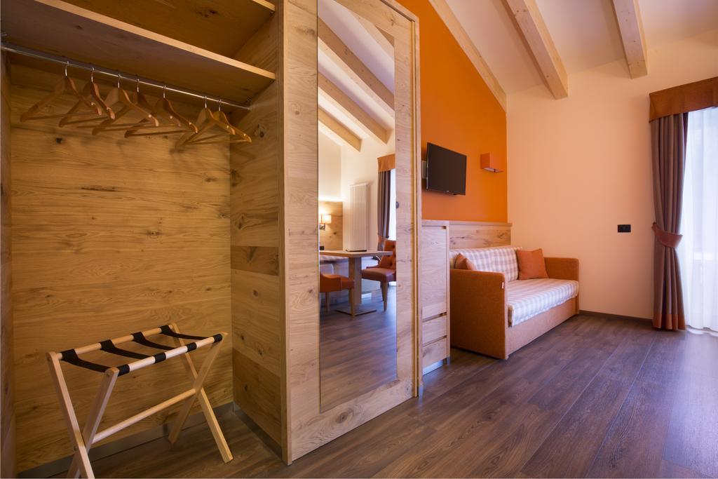 Chalet Marcora Campitello di Fassa Pokoj fotografie